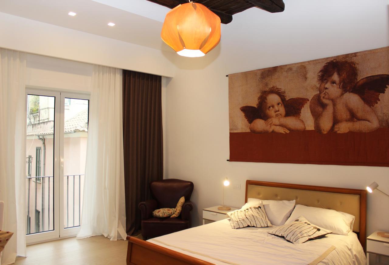 B&B Katerine Salerno Bagian luar foto